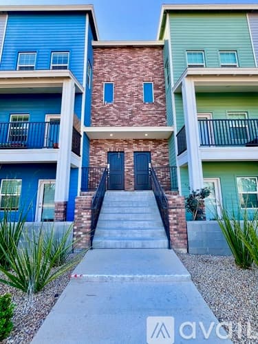 Phoenix Apartment: 3434 N Longview Ave