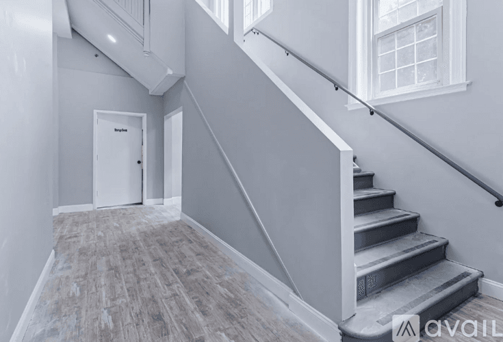 Central Falls Apartment: 387 Broad St
