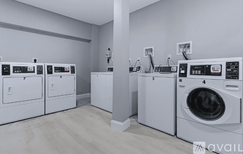 Central Falls Apartment: 387 Broad St