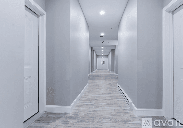 Central Falls Apartment: 387 Broad St