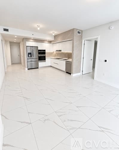 Hallandale Beach Apartment: 1000 E Hallandale Beach Blvd