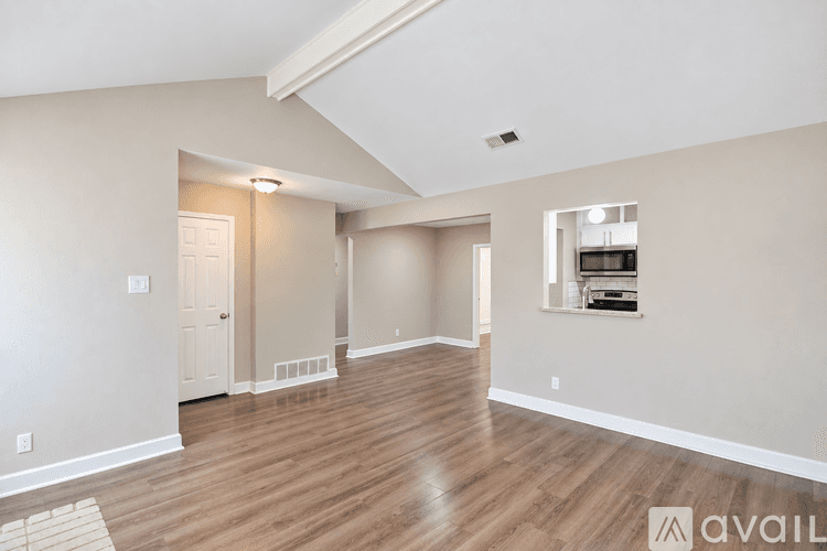 Temple Apartment: 2305 Bunker Hill Dr