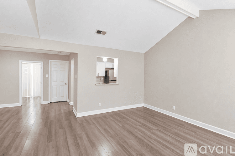 Temple Apartment: 2305 Bunker Hill Dr