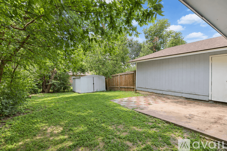 Temple Apartment: 2305 Bunker Hill Dr