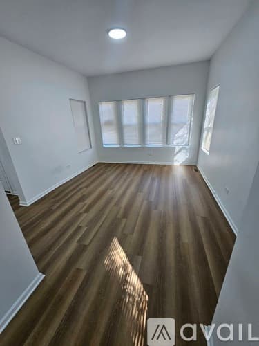 Chicago House: 7042 S Vernon Ave