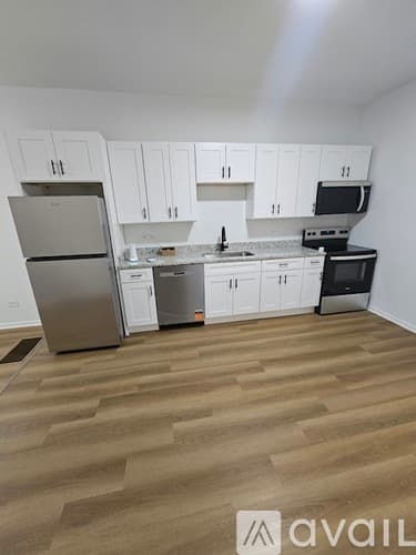 Chicago House: 7042 S Vernon Ave