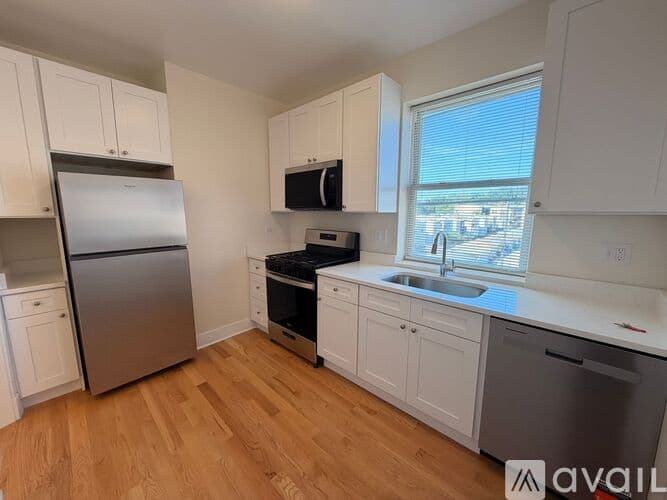 Chicago Apartment: 4906 N St Louis Ave
