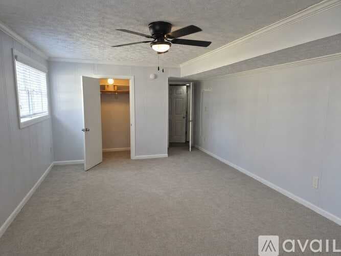 College Park Apartment: College Park