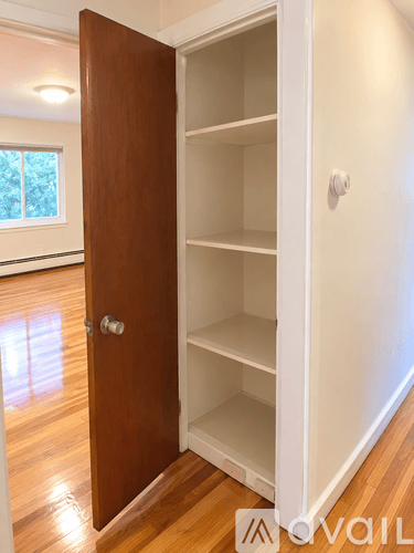 Newton Apartment: 108 110 Manet Rd