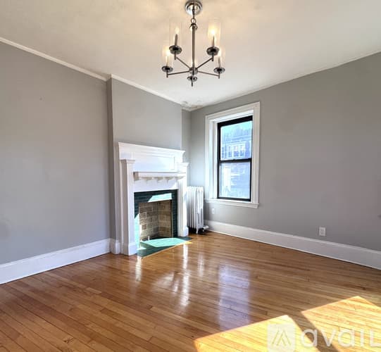 Boston Apartment: 100 Linden St