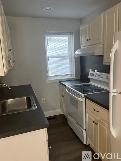 Philadelphia Apartment: 1439 Brown Street