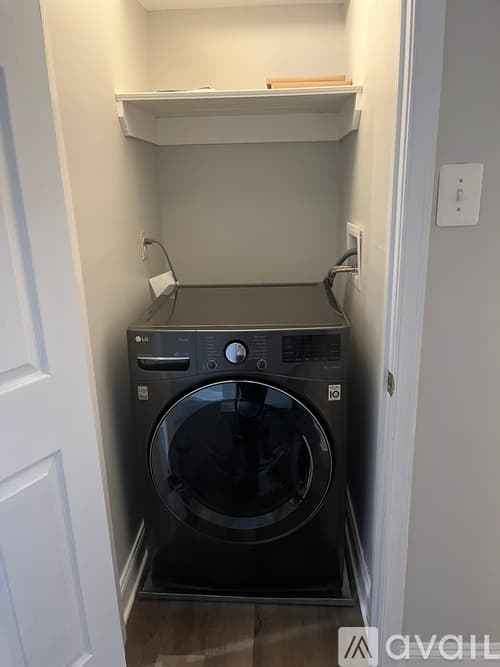 Philadelphia Apartment: 1439 Brown Street