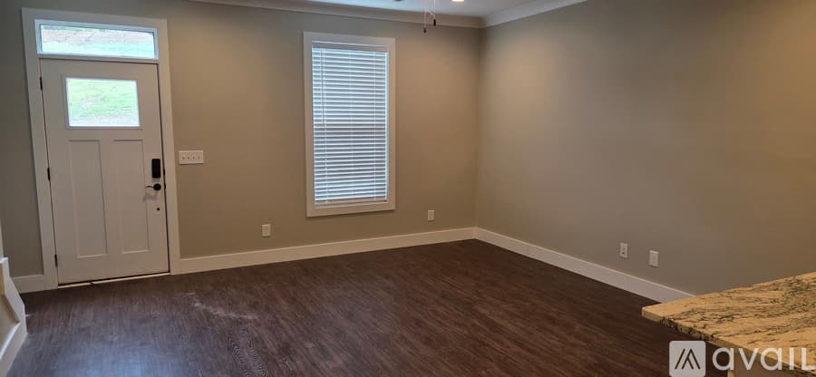 Cleveland House: 592 Westover Drive Southwest