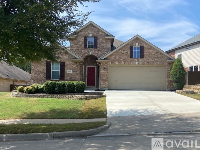 Fort Worth House: 8945 Riscky Trl