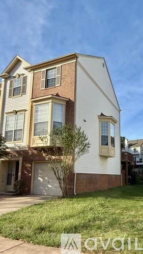 Sterling Townhome: 47612 Watkins Island Square
