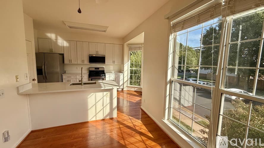 Sterling Townhome: 47612 Watkins Island Square