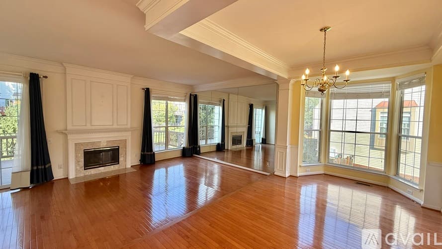 Sterling Townhome: 47612 Watkins Island Square