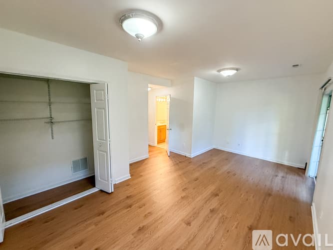 Sterling Townhome: 47612 Watkins Island Square