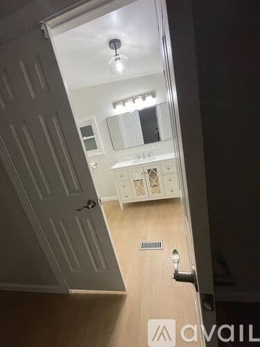 Lewisberry House: 649 School House Ln