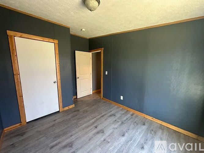 Shade Gap House: 24968 Locke Rd