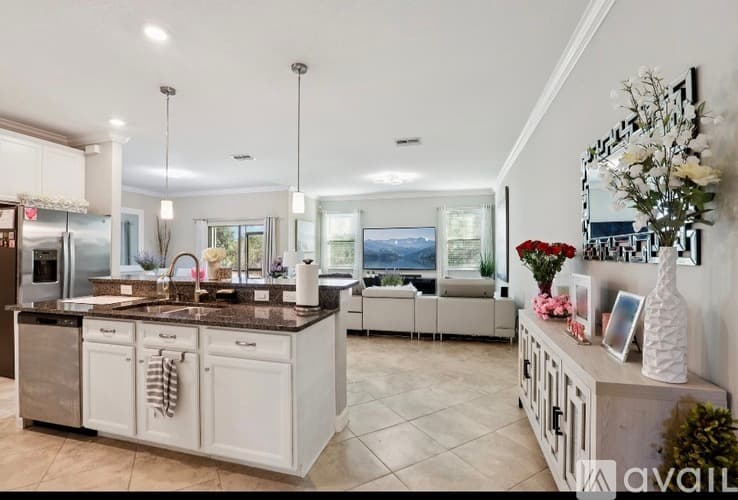 Lutz Townhome: 1306 White Fox Run