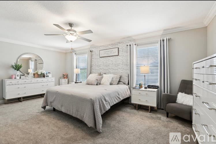 Lutz Townhome: 1306 White Fox Run