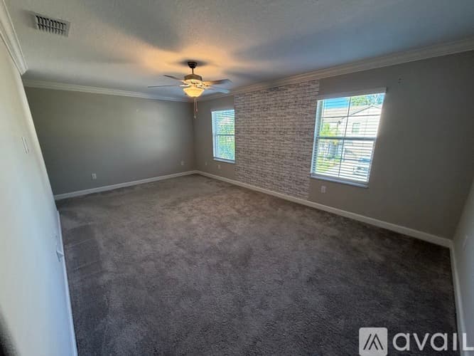 Lutz Townhome: 1306 White Fox Run