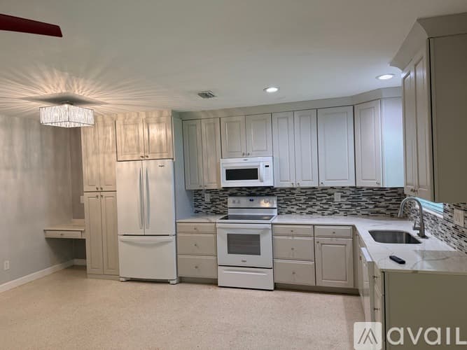 Lighthouse Point Condo: 3851 Northeast 22nd Terrace