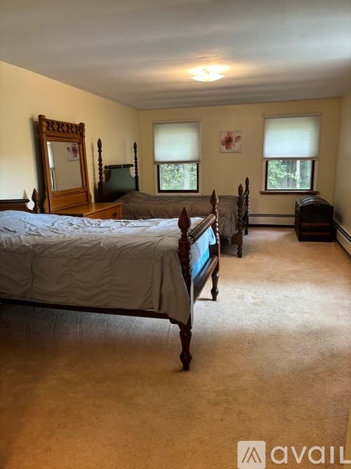 Oneida County House: Hilltop Road
