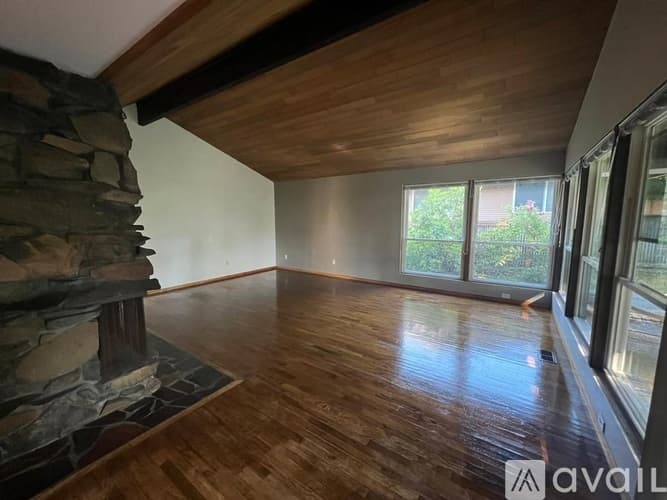 Bellevue House: 6225 129th Place Southeast