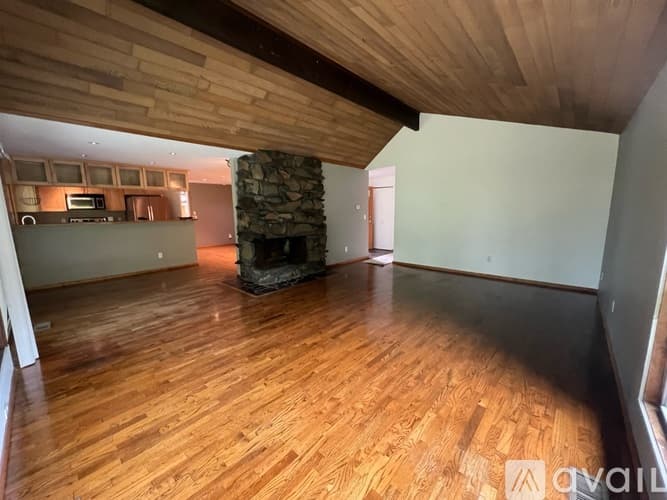 Bellevue House: 6225 129th Place Southeast