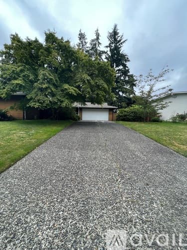 Bellevue House: 6225 129th Place Southeast