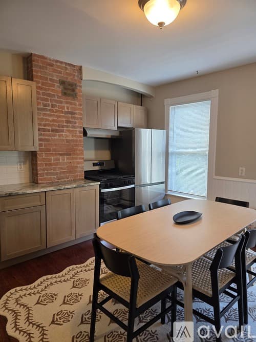New Haven Apartment: 81 Edwards St