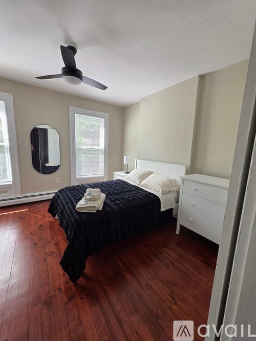 New Haven Apartment: 81 Edwards St