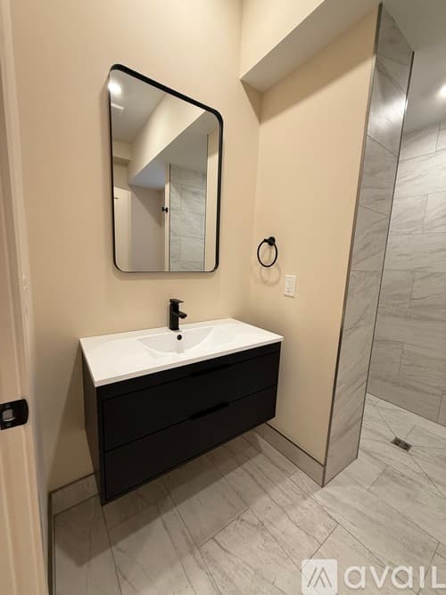 Philadelphia Apartment: 5803 Spruce Street