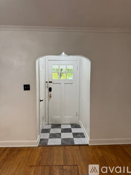 Urbana House: 710 South Maple Street