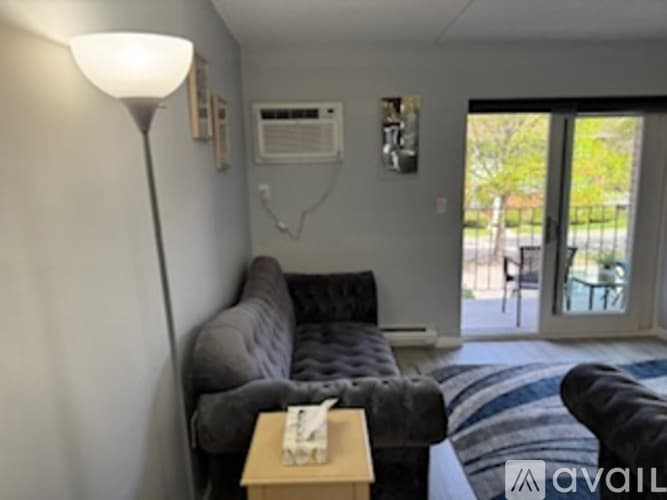 Holyoke Apartment: 34 Maple Crest Circle