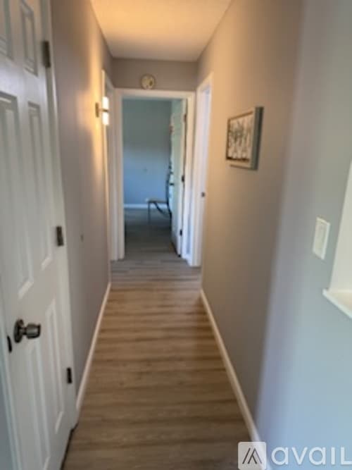 Holyoke Apartment: 34 Maple Crest Circle