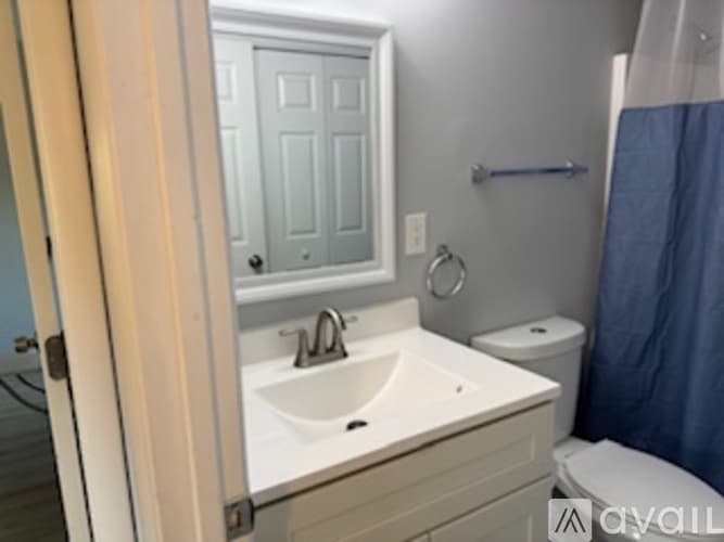 Holyoke Apartment: 34 Maple Crest Circle