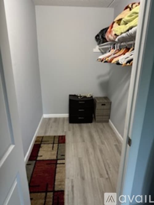 Holyoke Apartment: 34 Maple Crest Circle