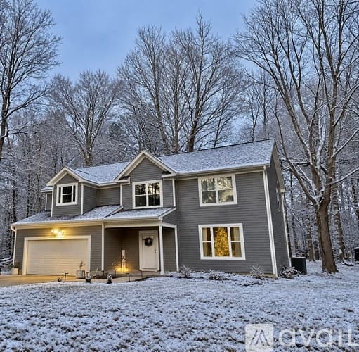 Yorktown House: 413 Burts Rd