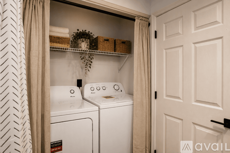 Blairsville Apartment: 507 Emory Circle