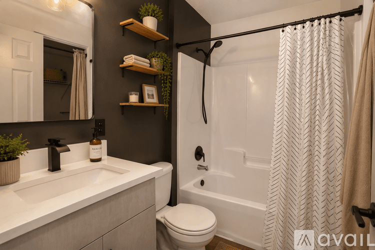 Blairsville Apartment: 507 Emory Circle