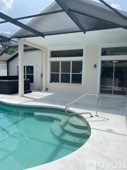Zephyrhills House: 29139 Crossland Dr