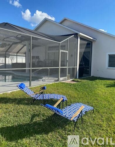 Zephyrhills House: 29139 Crossland Dr
