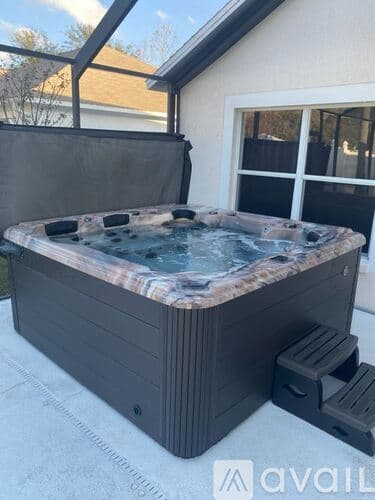 Zephyrhills House: 29139 Crossland Dr