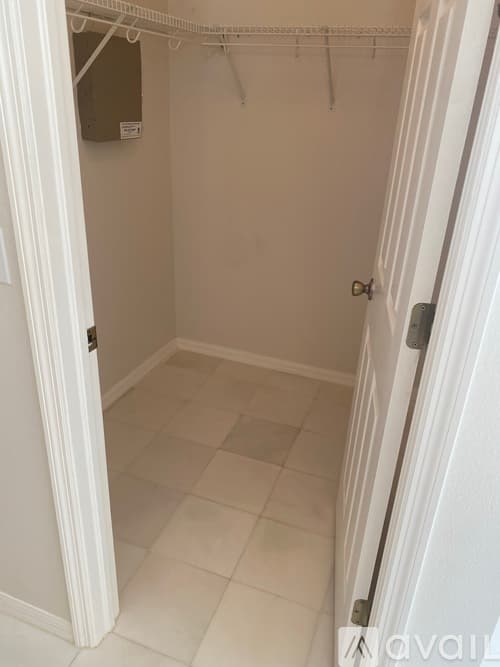 Zephyrhills House: 29139 Crossland Dr