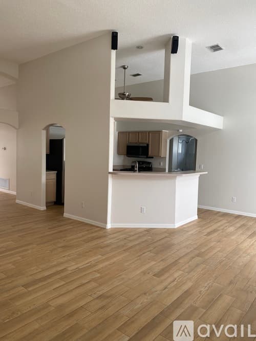 Zephyrhills House: 29139 Crossland Dr