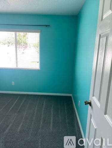 Zephyrhills House: 29139 Crossland Dr