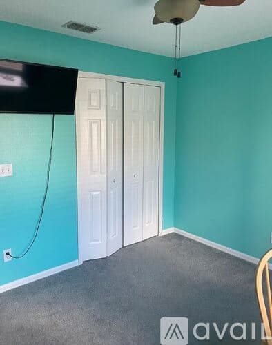 Zephyrhills House: 29139 Crossland Dr